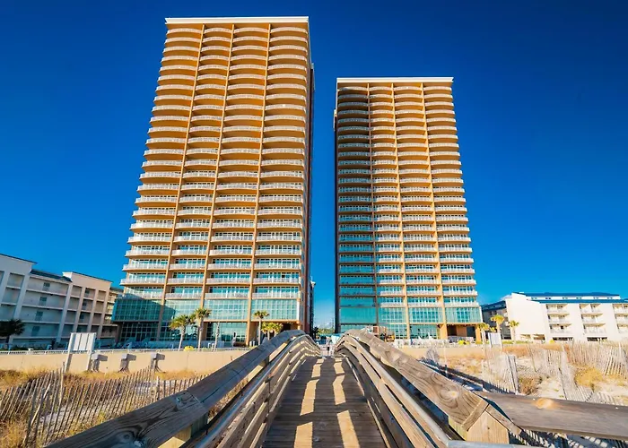 Phoenix Gulf Tower 404 Apartment